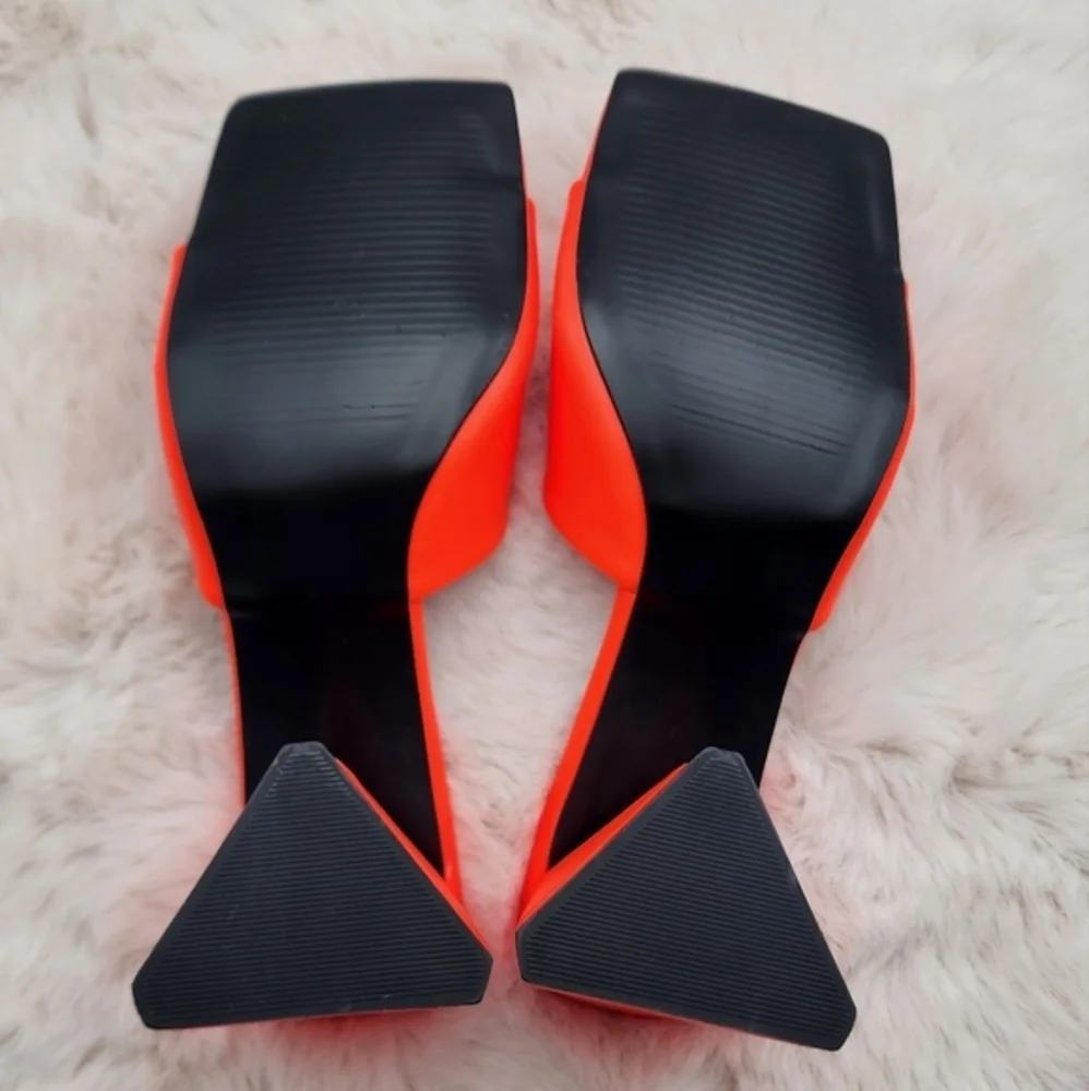 ASOS design Halliwell triangle block heel neon orange slides like new - Picture 4 of 8